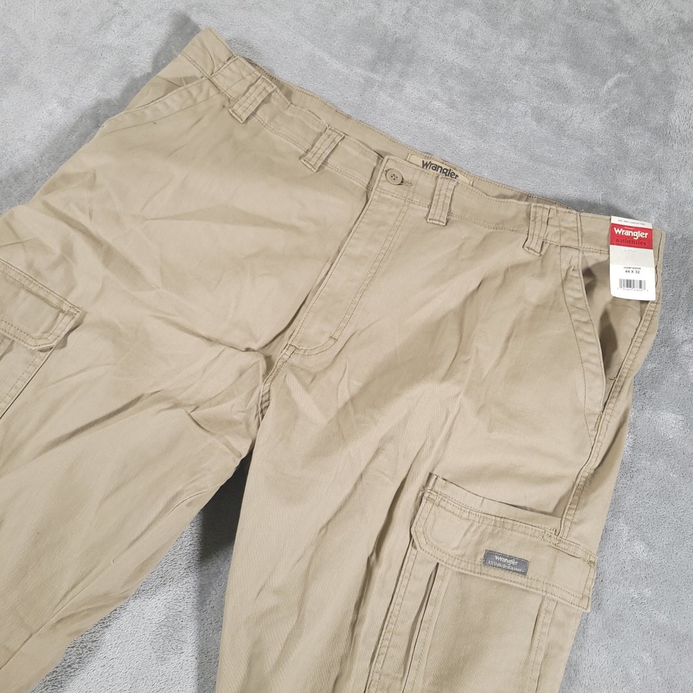 Wrangler Pants Mens 44x32 Khaki Authentics Cargo Stretch Workwear Utility NWT